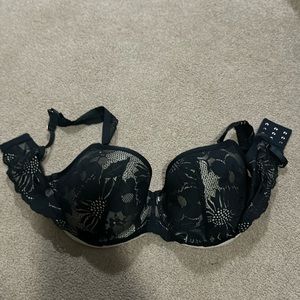 Black lace bra